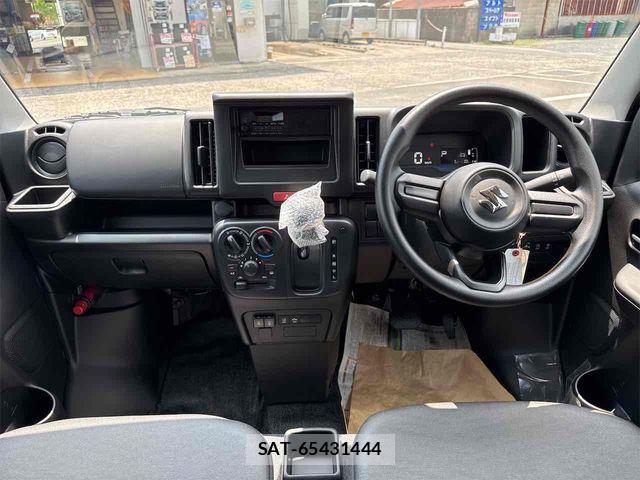 Suzuki EVERY 2026-06 7784796-11
