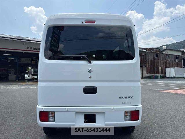 Suzuki EVERY 2026-06 7784796-4