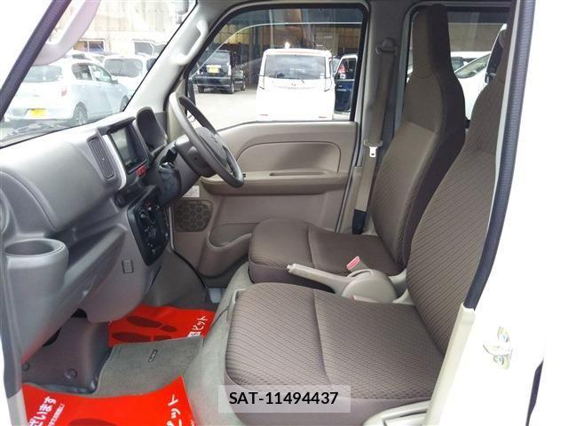Suzuki EVERY 2018-11 7784785-15