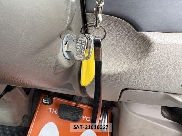 Suzuki EVERY 2014-02 7784775-6