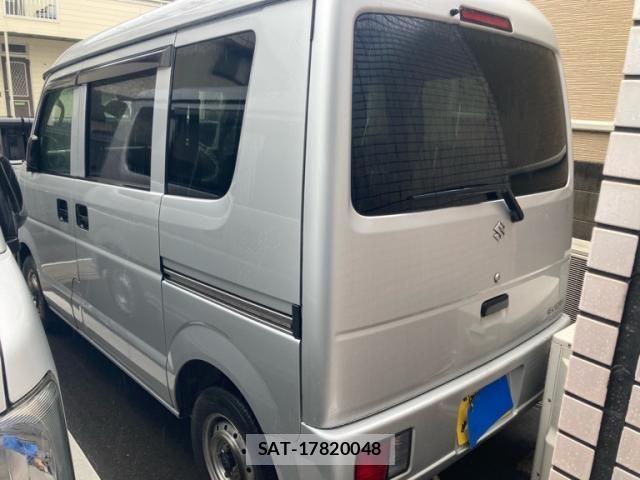 Suzuki EVERY 2013-08 7784772-1