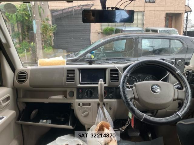 Suzuki EVERY 2008-07 7784769-15