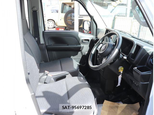 Suzuki EVERY 2026-06 7784795-3
