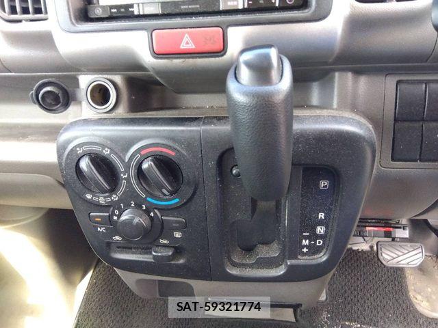Suzuki EVERY 2019-05 7784774-9