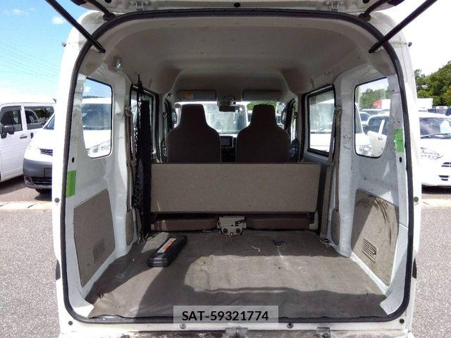 Suzuki EVERY 2019-05 7784774-6