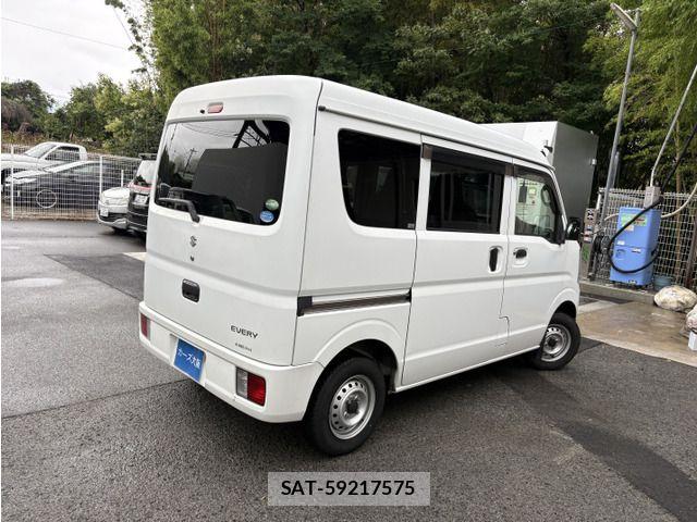 Suzuki EVERY 2018-06 7784780-3