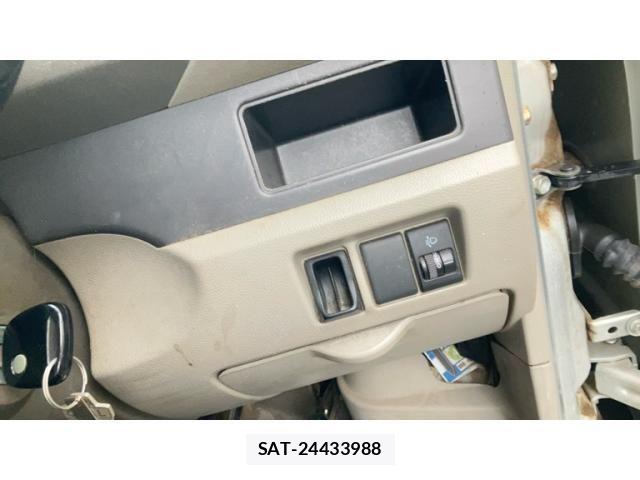 Suzuki EVERY 2006-07 7784773-9