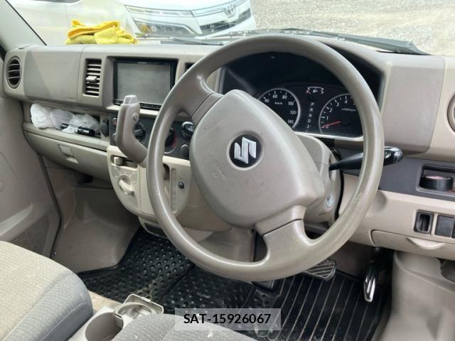Suzuki EVERY 2010-06 7784762-9