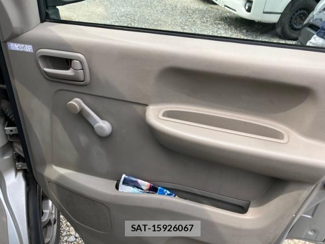 Suzuki EVERY 2010-06 7784762-15