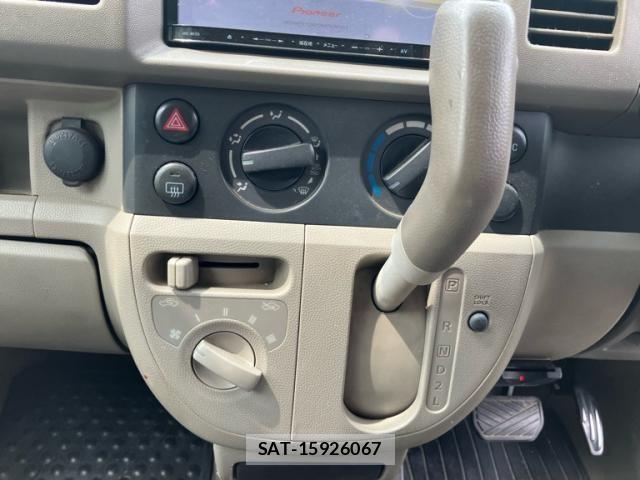 Suzuki EVERY 2010-06 7784762-16