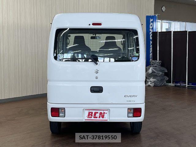 Suzuki EVERY 2018-05 7784790-11