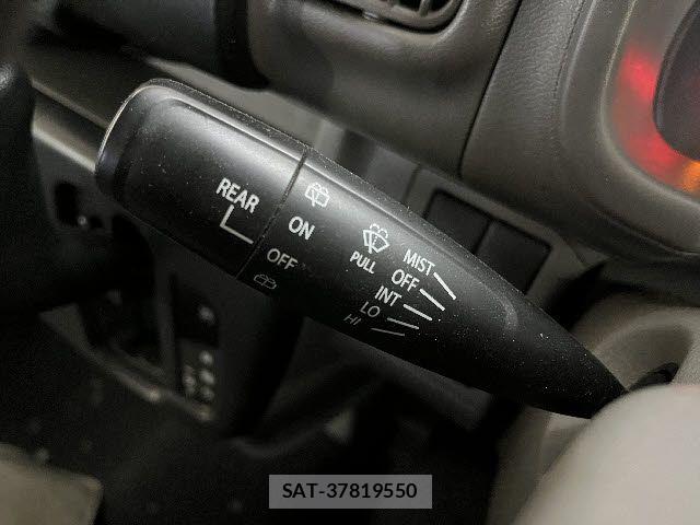Suzuki EVERY 2018-05 7784790-17