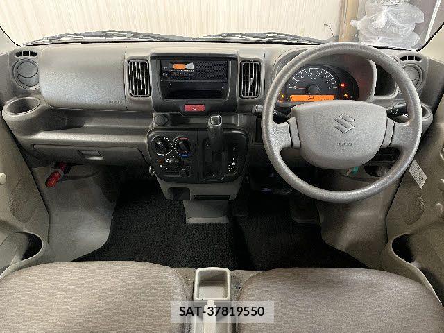 Suzuki EVERY 2018-05 7784790-1