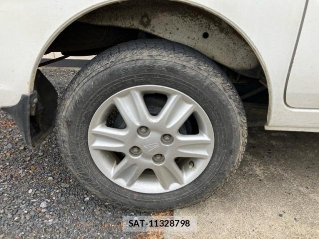 Suzuki EVERY 2001-05 7784770-6
