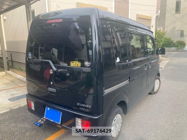Suzuki EVERY 2014-10 7876386-3