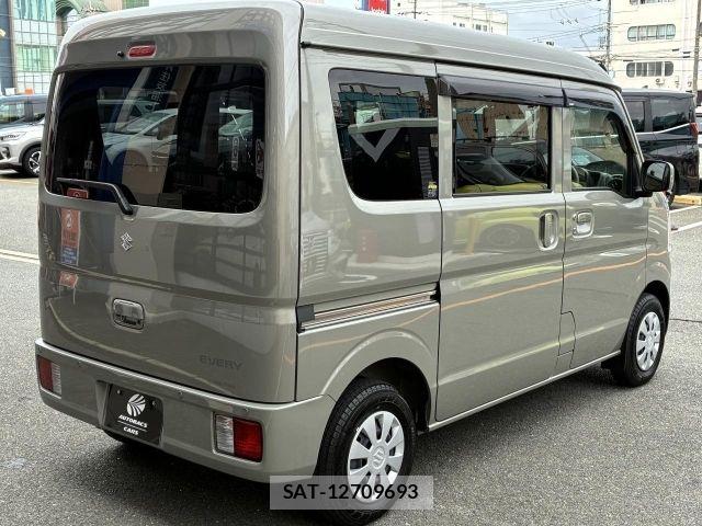Suzuki EVERY 2024-09 7876374-2