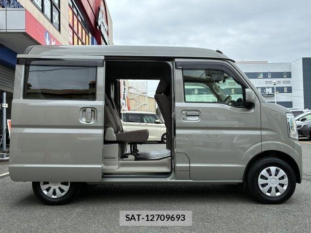 Suzuki EVERY 2024-09 7876374-7