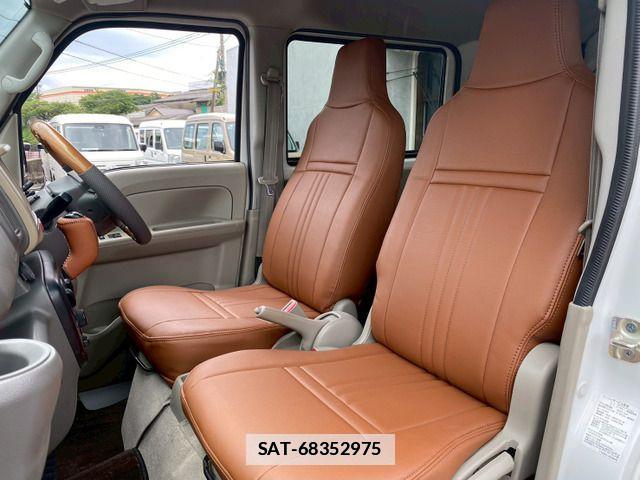 Suzuki EVERY 2018-01 7876377-12