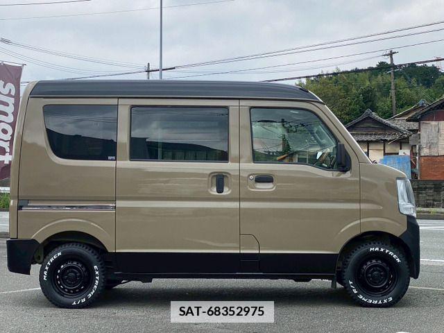 Suzuki EVERY 2018-01 7876377-4