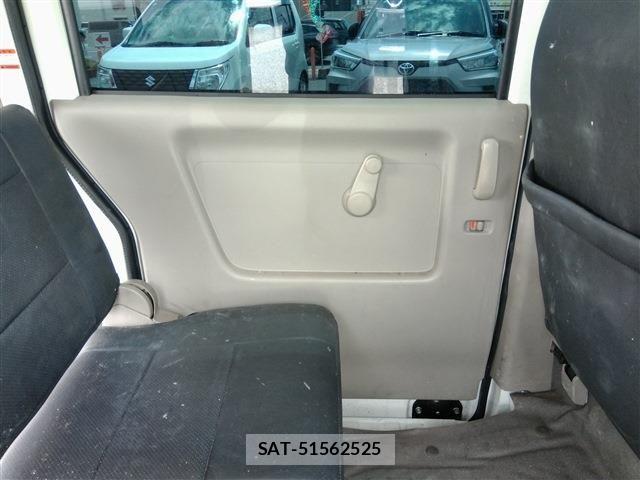 Suzuki EVERY 2007-01 7876388-26
