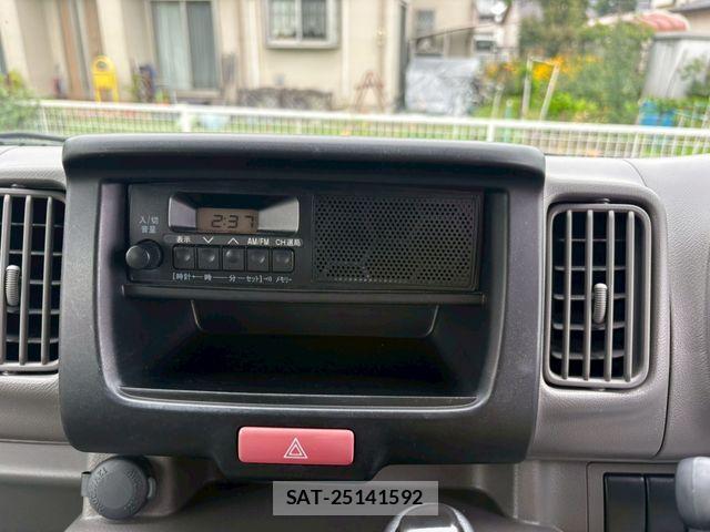 Suzuki EVERY 2022-04 7876380-16