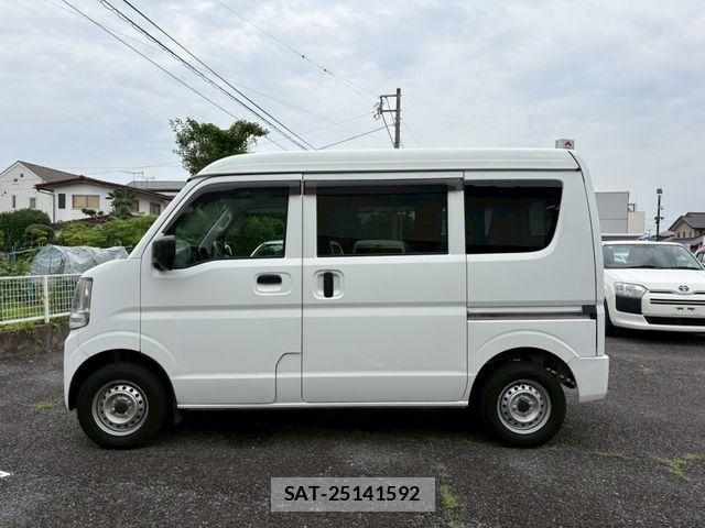Suzuki EVERY 2022-04 7876380-7