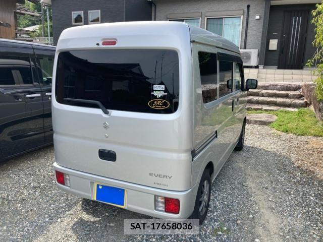 Suzuki EVERY 2021-09 7876379-2