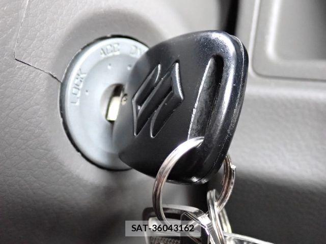 Suzuki EVERY 2022-04 7876378-9