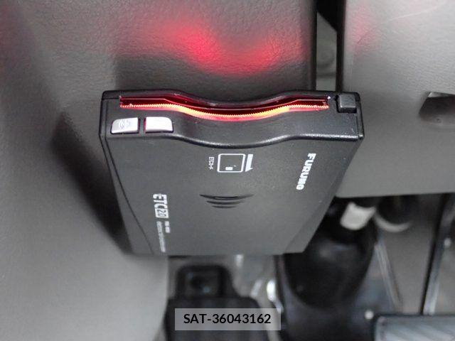 Suzuki EVERY 2022-04 7876378-11