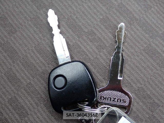 Suzuki EVERY 2022-04 7876378-23