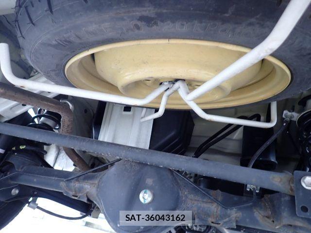 Suzuki EVERY 2022-04 7876378-24