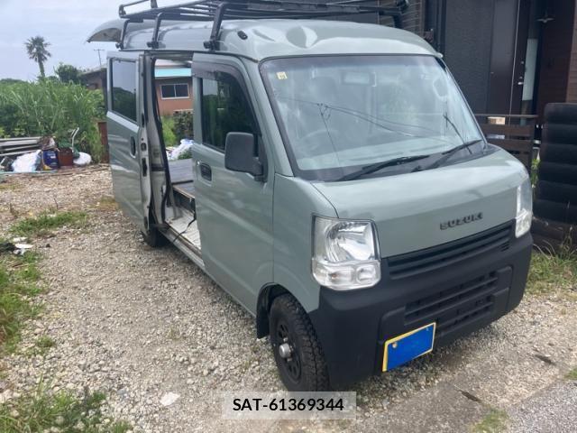 Suzuki EVERY 2015-08 7902590-1