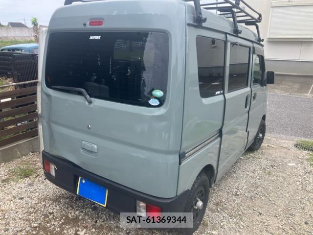 Suzuki EVERY 2015-08 7902590-2