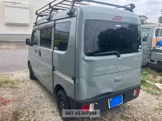 Suzuki EVERY 2015-08 7902590-3