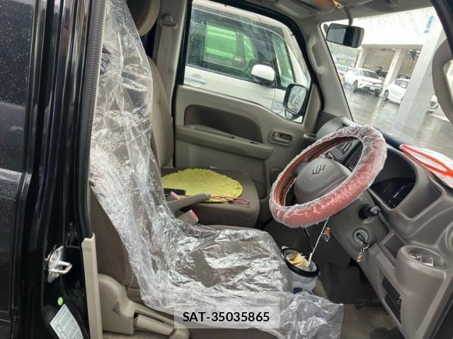 Suzuki EVERY 2015-08 7902588-15
