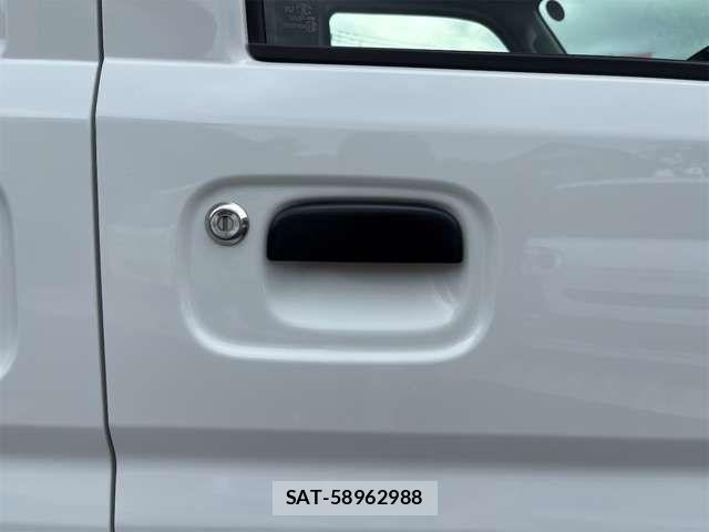 Suzuki EVERY 2022-01 7902587-15
