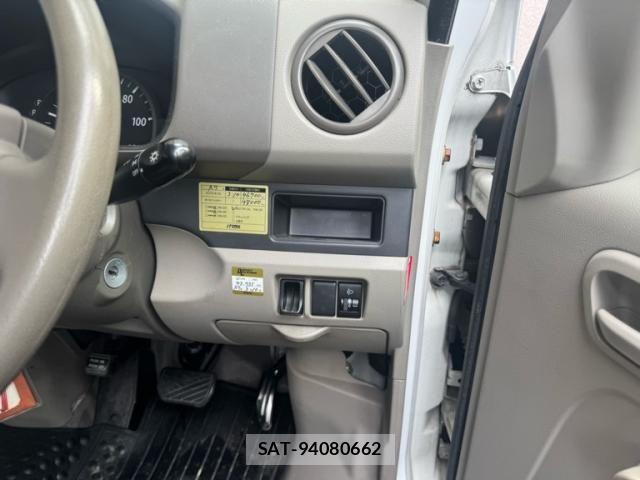 Suzuki EVERY 2009-03 7961558-10