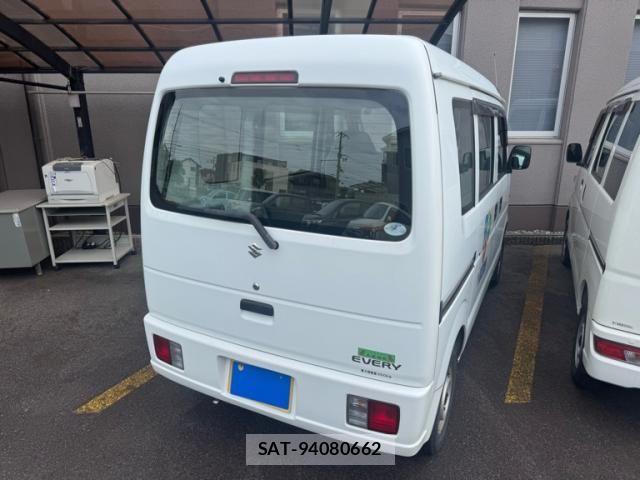 Suzuki EVERY 2009-03 7961558-1