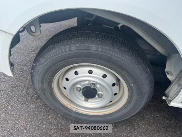 Suzuki EVERY 2009-03 7961558-4