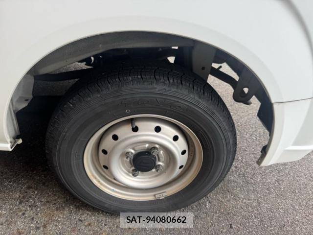 Suzuki EVERY 2009-03 7961558-5