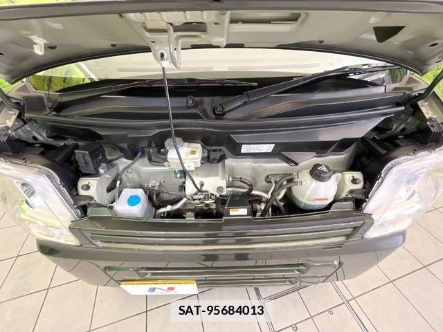 Suzuki EVERY 2023-03 7961550-14