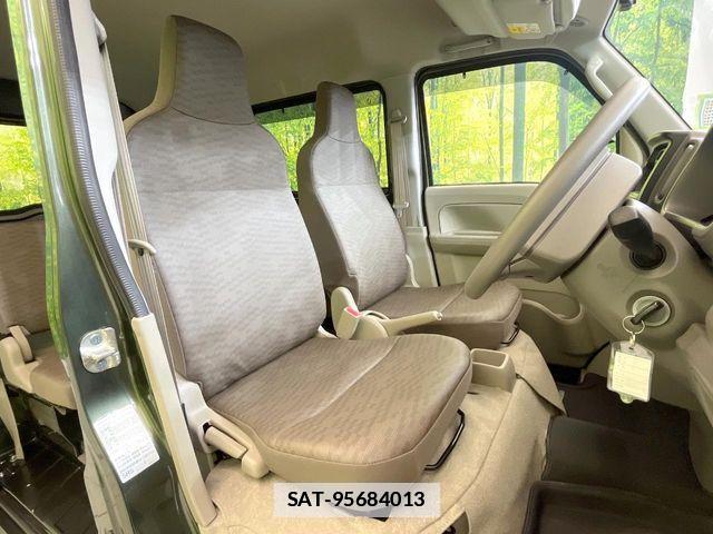 Suzuki EVERY 2023-03 7961550-7