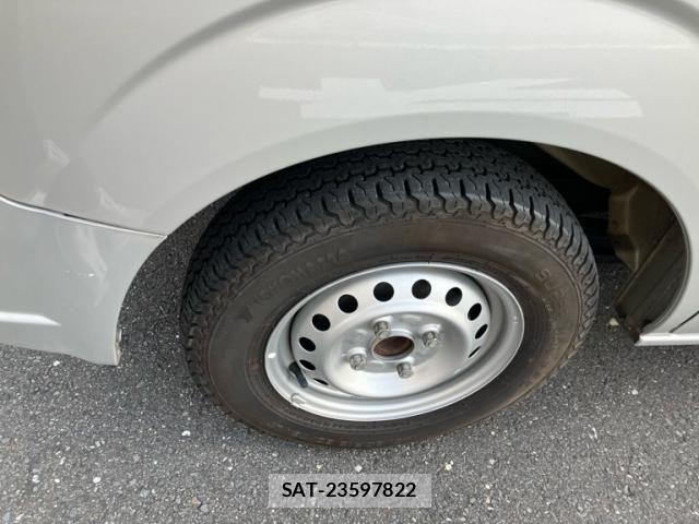 Suzuki EVERY 2011-01 7961559-3