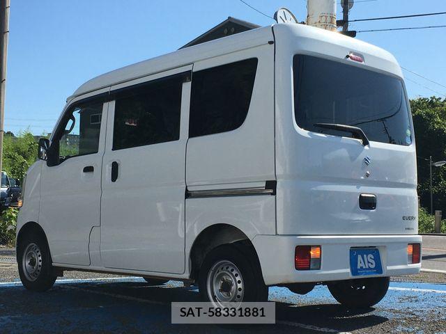 Suzuki EVERY 2020-06 7979182-11