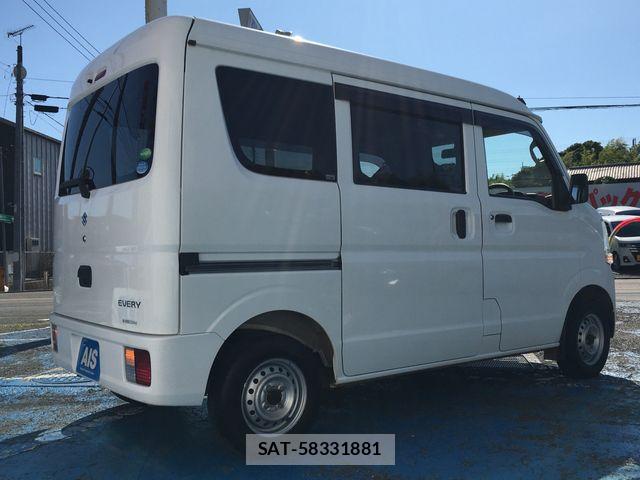 Suzuki EVERY 2020-06 7979182-7