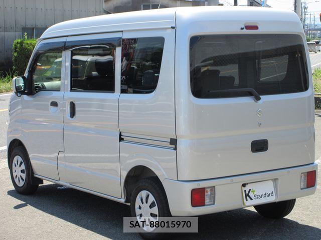 Suzuki EVERY 2023-03 7979175-21
