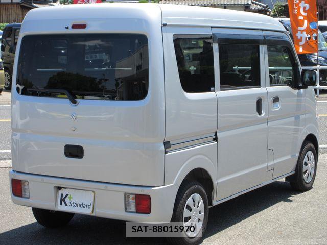 Suzuki EVERY 2023-03 7979175-22