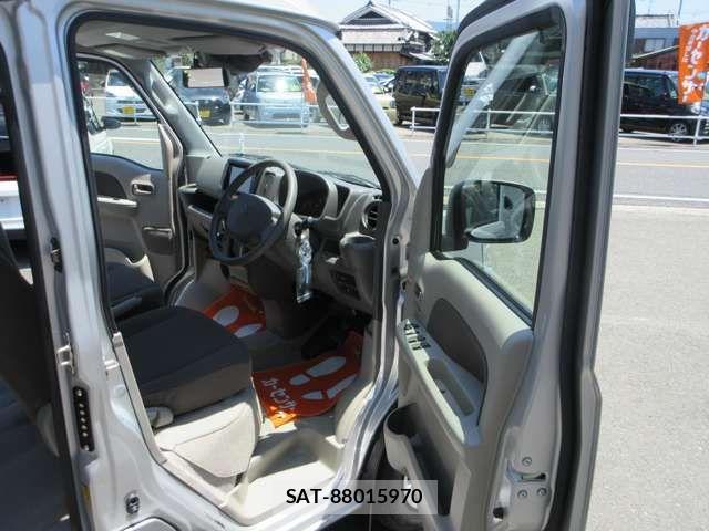 Suzuki EVERY 2023-03 7979175-8