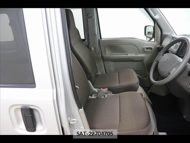 Suzuki EVERY 2019-05 7979179-10