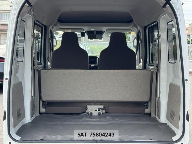 Suzuki EVERY 2019-11 7979180-15